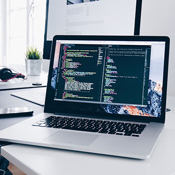 海星体育官网-汉堡SV主场告负，陷入保级泥潭